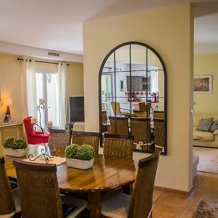 De Garance - Prestige 5 Etoiles & Table Gastronomique Etoile Villa *